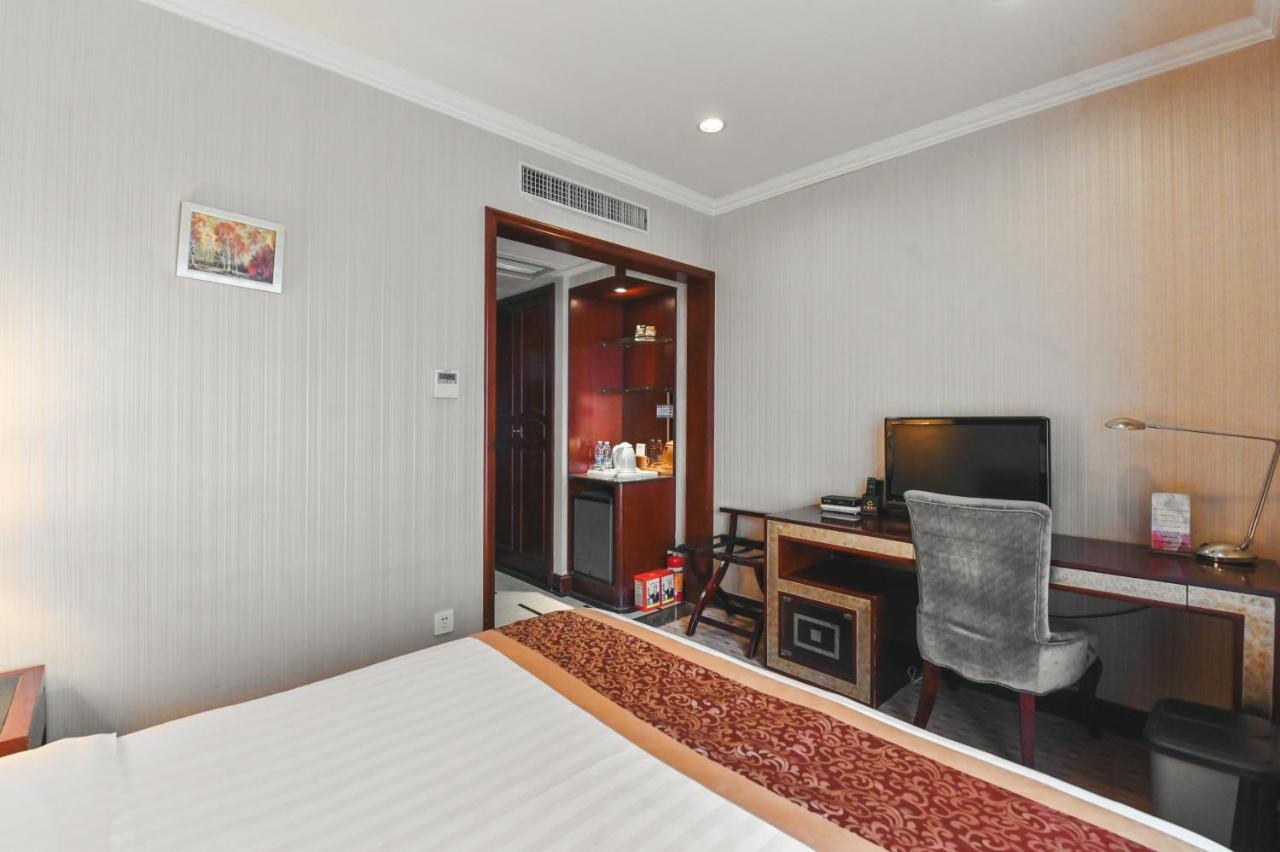 Royal Plaza Hotel Guangzhou Exteriör bild