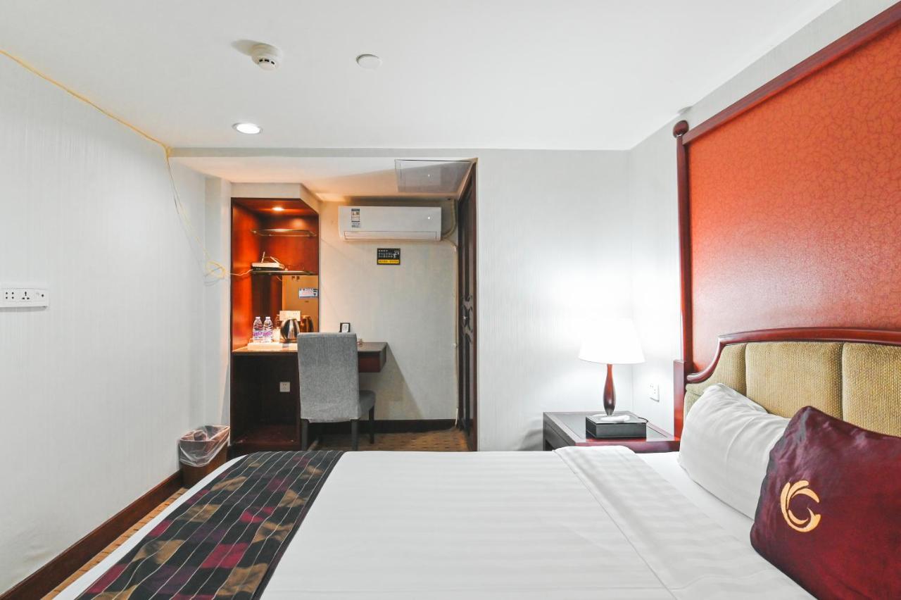 Royal Plaza Hotel Guangzhou Exteriör bild